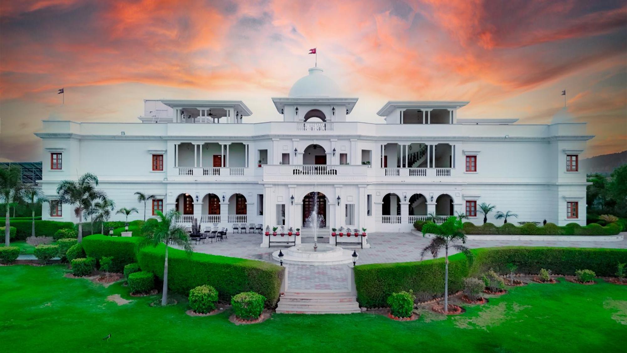 Umaid Farm Resort- A Legancy Vintage Stay In Jaipur Exterior foto