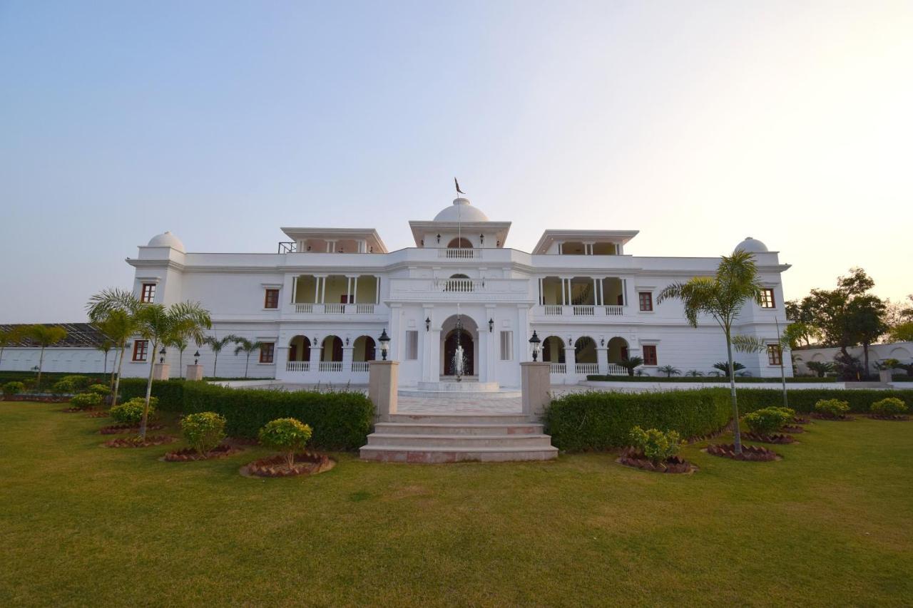 Umaid Farm Resort- A Legancy Vintage Stay In Jaipur Exterior foto